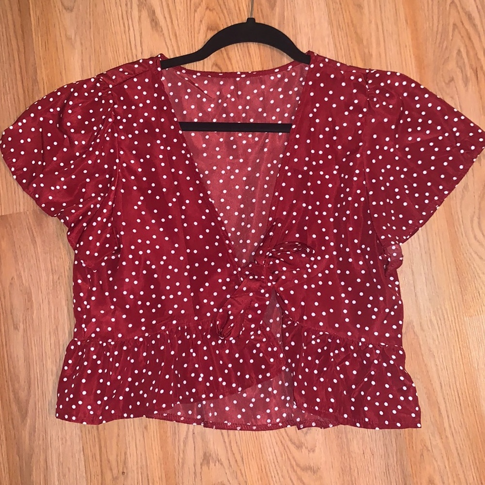 Cute Top!❤️🤩 - Picture 3 of 4